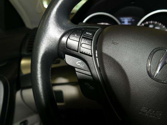 2017 Volkswagen Passat 1.8T R-Line 4dr Sedan